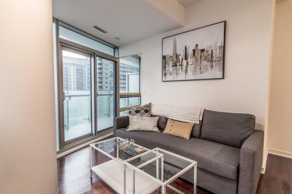 Aoc Suites - Two Bedroom Condo - City/Cn Tower View Toronto Exterior foto